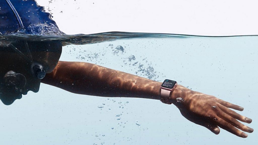 Can You Swim With Apple Watch
