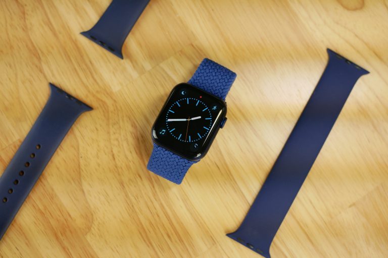How to Change the Apple Watch Band